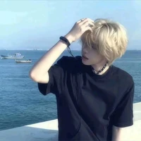 Lâm Sơ - bạn nam9