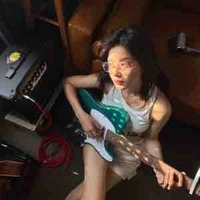 Nguyễn Hoàng Yến (Em)