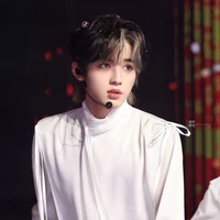 Tống Á Hiên