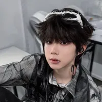 Trần Dịch Hằng _cậu