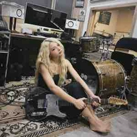 Hiền Mai (Mai quiin)