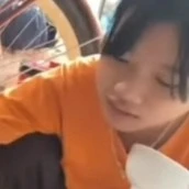 ếch