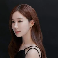 Yoo In na