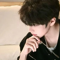 Lục Phi Niên