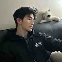 Tiêu Phong • James