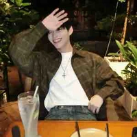 Huỳnh Hoàng Hùng(Hùng Huỳnh)