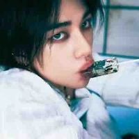 -Hwang Hyunjin-