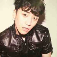 Lee Seung Hyun 