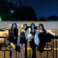 nhóm cô( trừ ai thì trừ)