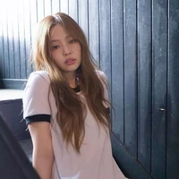 Kim Jennie _ Em