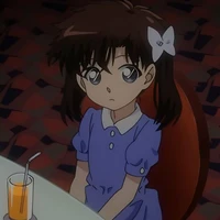 Nakamori Aoko lúc nhỏ