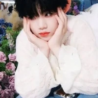 Trương Hàm Thụy(em)