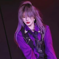 Trần Kha - cô
