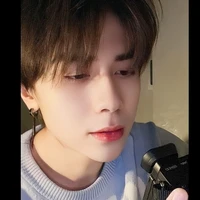 Lê Quang Hùng (Phone)