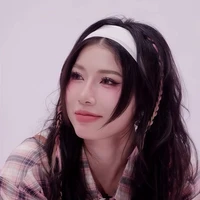 Trần Thảo Linh ( Lyhan )