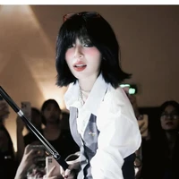 Đồng Ánh Quỳnh "cô"