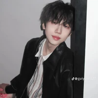 Nhiếp Vĩ Thần