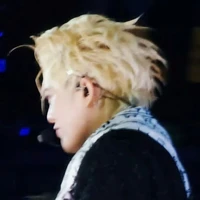 con nhỏ lm nên mọi chuyện😭😭😭