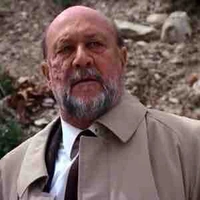 Samual J. Loomis (Dr.Sam Loomis)