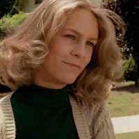 Laurie Strode (Em của Michael)