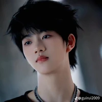 Trương Hàm Thuỵ_nhóc