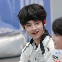 Dương Hàm Bác