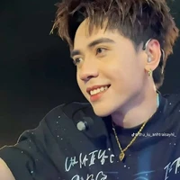 quang hùng