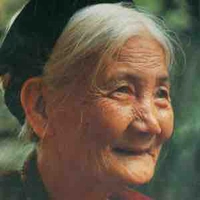 Bà nội ( bà em )