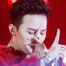 G- dragon(anh trai Jungkook)