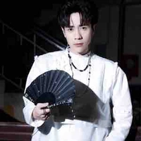 Lê Quang Hùng ( cậu cả)