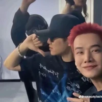 all- trừ ai tùy trường hợp