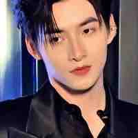 Huỳnh Hoàng Hùng_Hùng Huỳnh