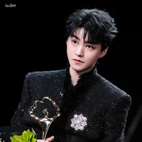 Vương Tuấn Khải