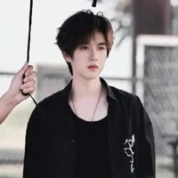 Hạ Tuấn Lâm-em-