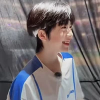 Trần Dịch Hằng-em-