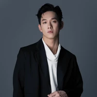Song Luân ( ba lớn)