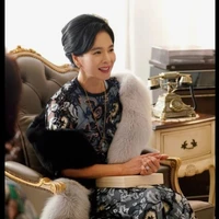 Lục Lão Phu Nhân