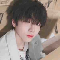 Nhiếp Vĩ Thần