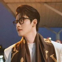 hùng huỳnh