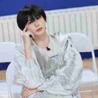 Trần Dịch Hằng- hắn