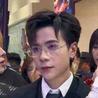 Lê Quang Hùng 