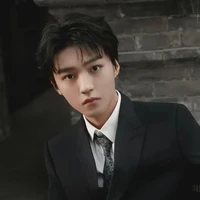 Vương Tuấn Khải