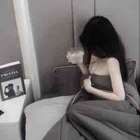 Lưu Giai Ý | @ji.yi | 29y