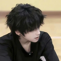 Vương Lỗ Kiệt_hắn