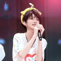 Tả Kỳ Hàm_em