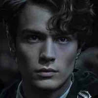 Tom riddle 
