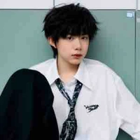 Trần Dịch Hằng_h