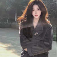 Dư Nguyệt Di [Cô]