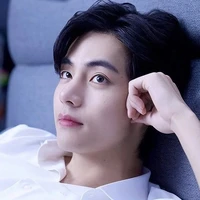 Kim Taehyung - V