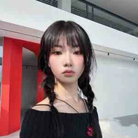 Nguyễn Lê Ngọc Ánh Sáng(em)